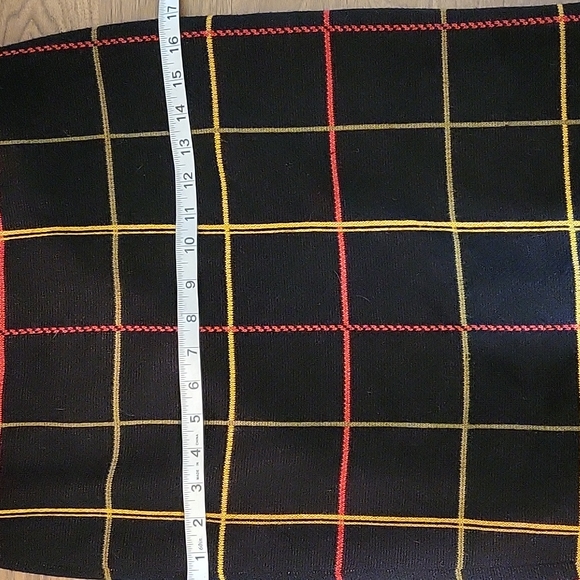 SWEATER SKIRT SET Classic Style Windowpane Plaid - Picture 13 of 14